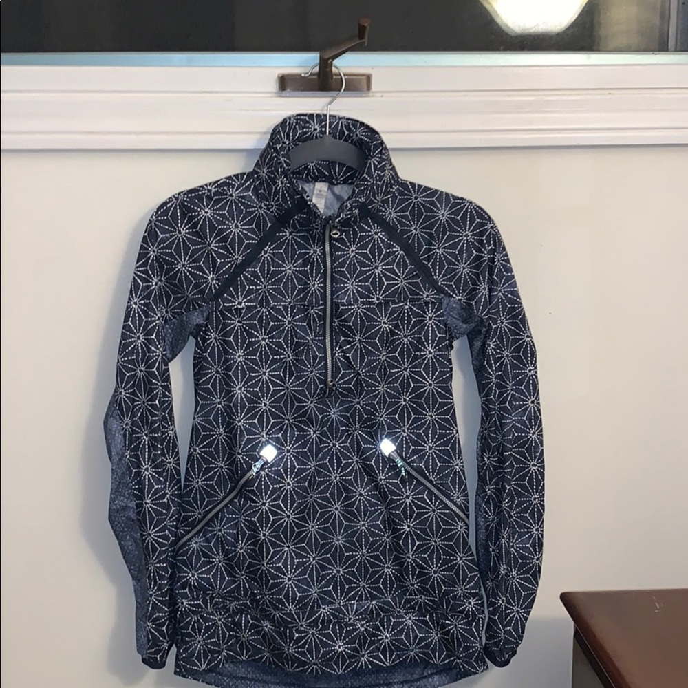 Lululemon half zip with retractable hood